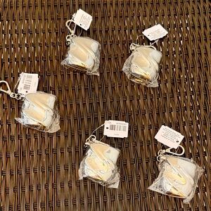 5 Bath & Body Works Chrome Pocketbac Hand Sanitizer Holders with clip NWT
